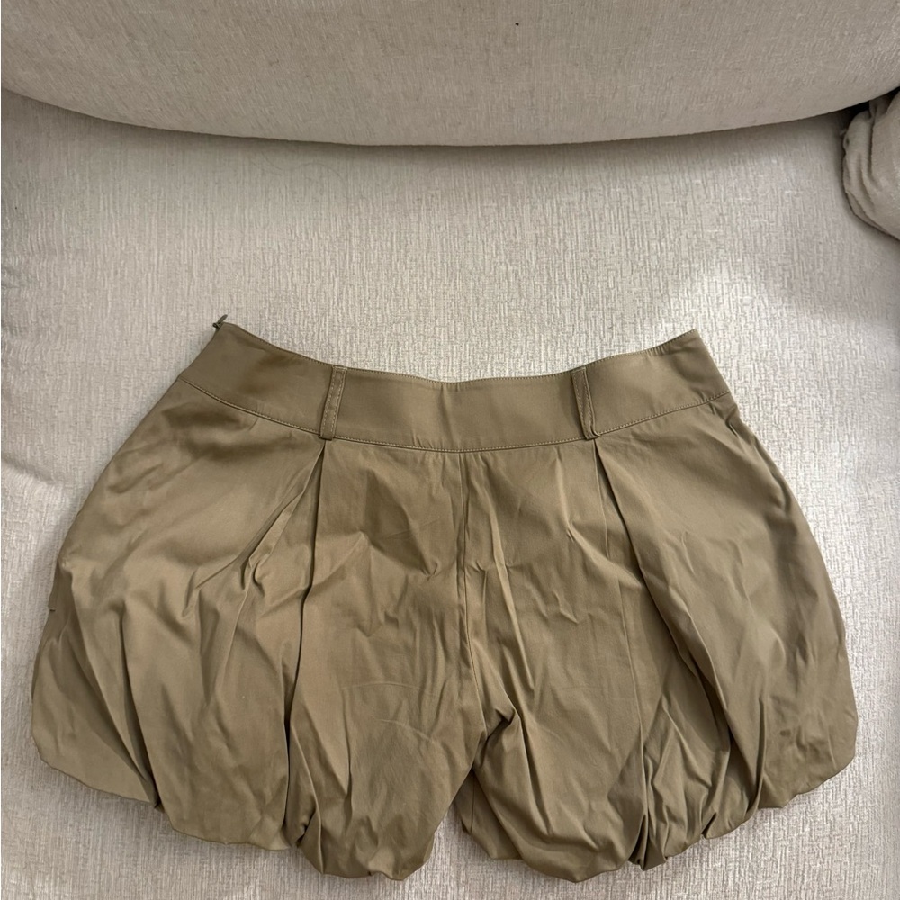 RED Valentino Women's Khaki Bubble Shorts - Picture 2 of 3